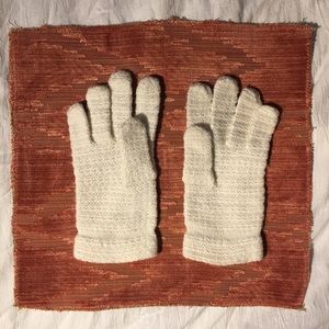 Vintage white knit gloves made in Italy